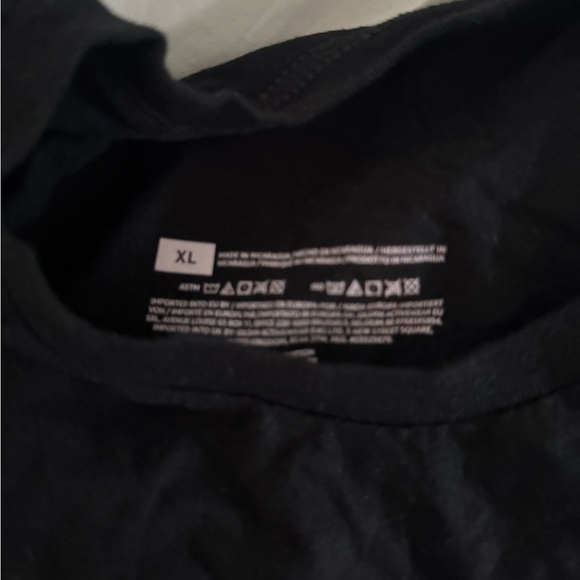 Cincinnati Bearcats Black Shoer Sleeve Tee - Picture 3 of 6